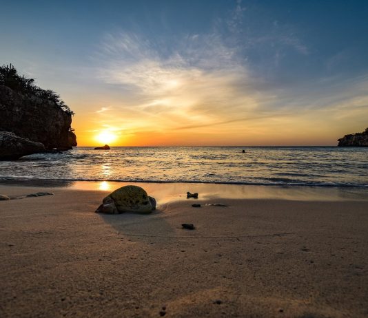 Snorkelen op Curaçao: de 7 mooiste plekken met tropische vissen & schildpadden Curacao stranden