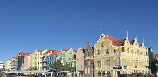 Webcams: Live meekijken op Curacao! Handelskade Willemstad Curacao Punda