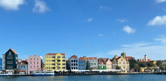 Wat te doen op Curaçao met kinderen: 10 leuke uitstapjes voor het hele gezin Handelskade