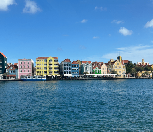 Leer Papiaments voor op vakantie Handelskade