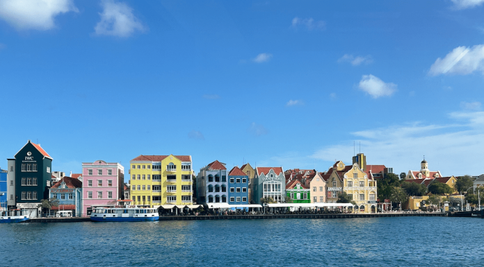 Wat te doen op Curaçao met kinderen: 10 leuke uitstapjes voor het hele gezin Handelskade