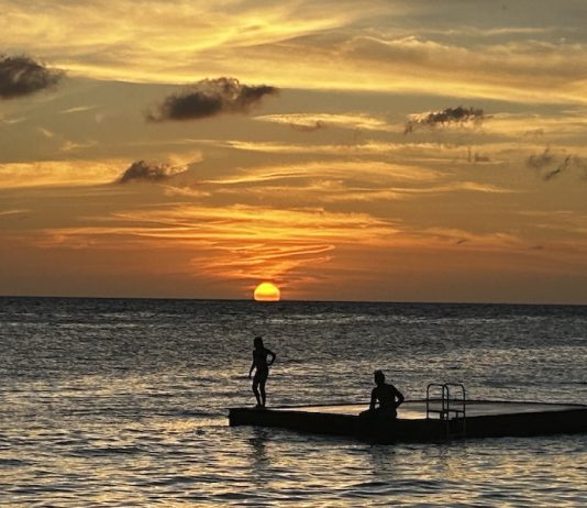 Winterseizoen versus zomer op Curaçao: wat verandert, wat is rustiger, wat zijn de voordelen?