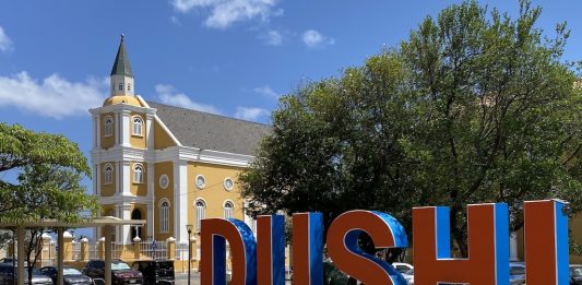 De beste tijd om naar Curaçao te vliegen: prijzen, drukte & weer Dushi Curacao